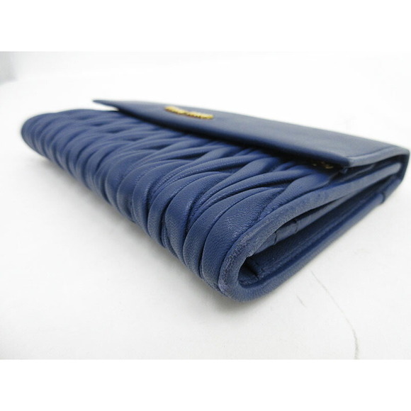 Miu Miu Matelasse Tri fold Long Wallet Blue Leather - Picture 5 of 9